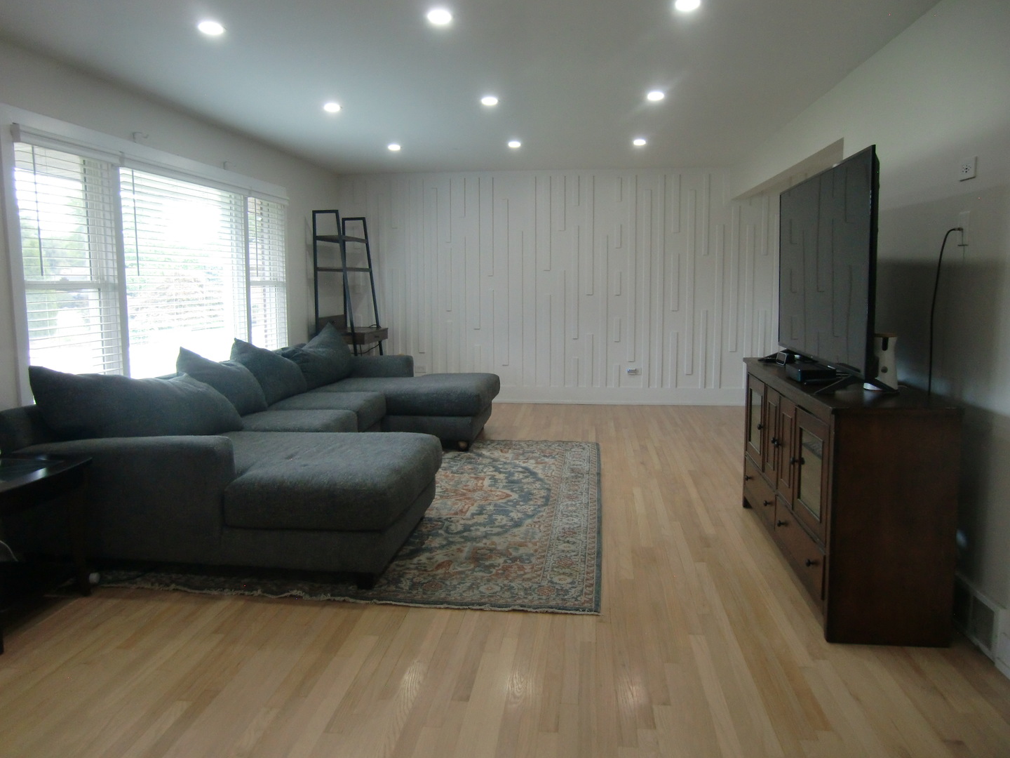 6711 W Shiawassie Drive, Palos Heights, IL 60463