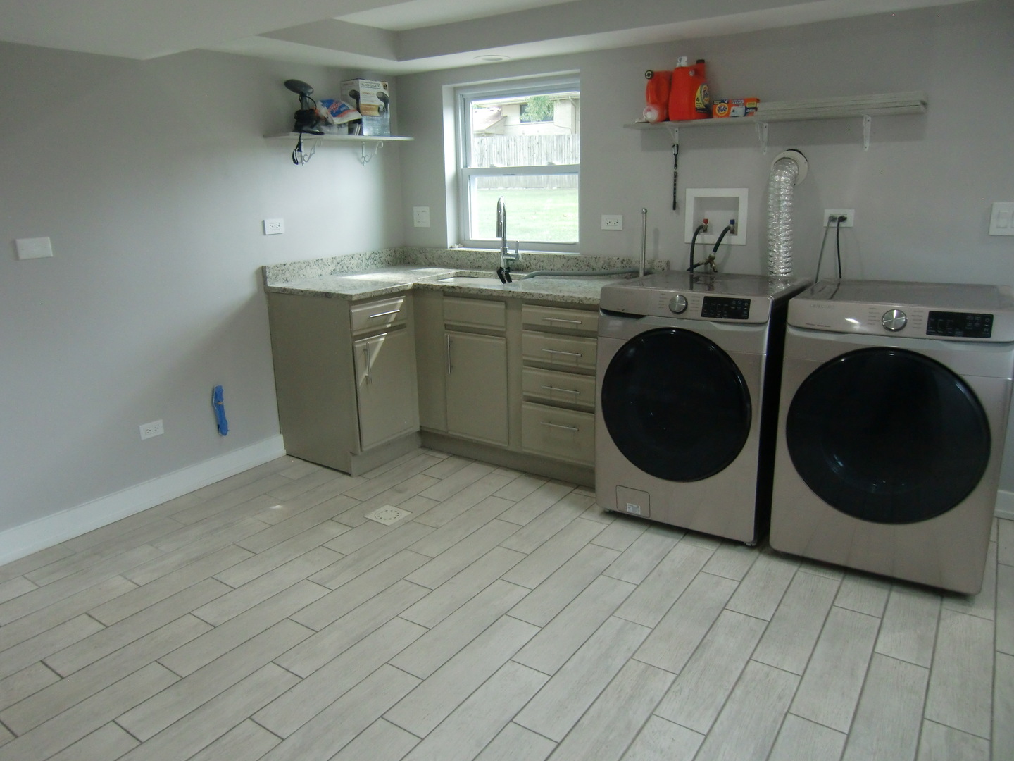 6711 W Shiawassie Drive, Palos Heights, IL 60463