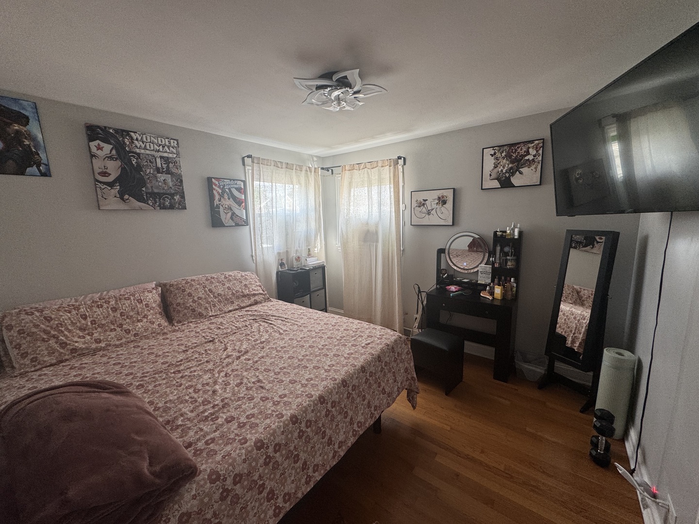 7205 S HAMLIN Avenue, Chicago, IL 60629