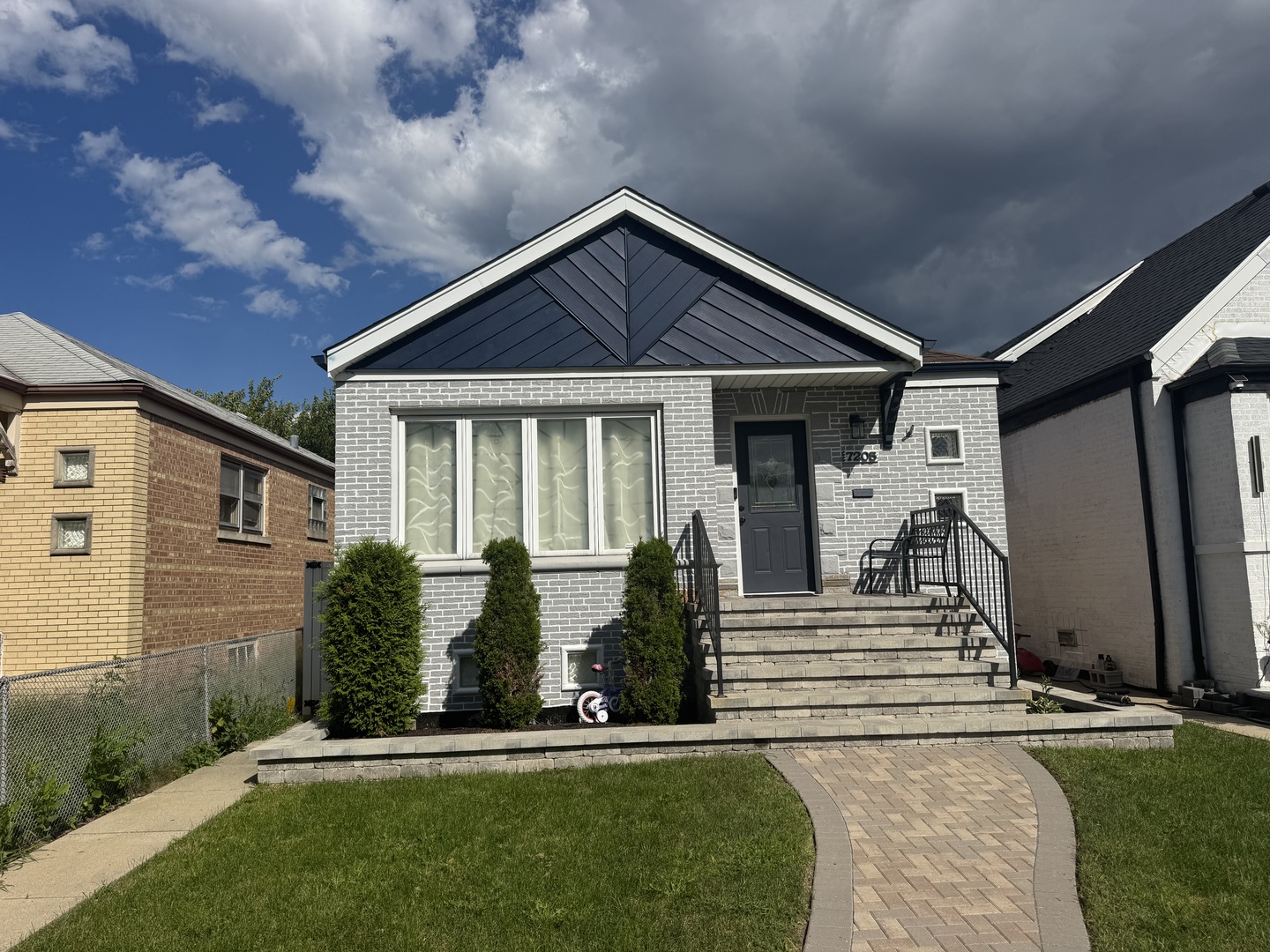 7205 S HAMLIN Avenue, Chicago, IL 60629