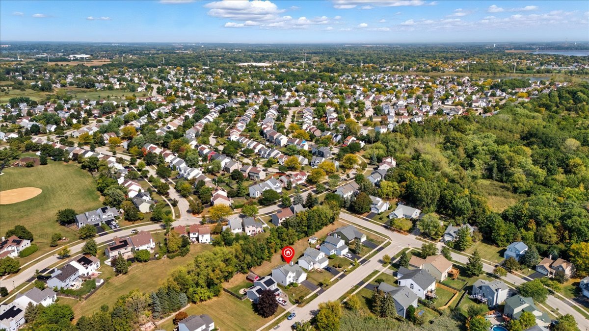 66 W Lindsay Drive, Round Lake Beach, IL 60073