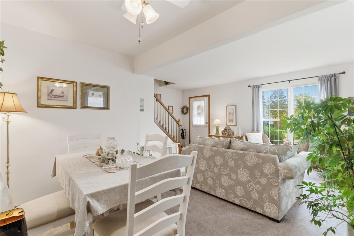 66 W Lindsay Drive, Round Lake Beach, IL 60073