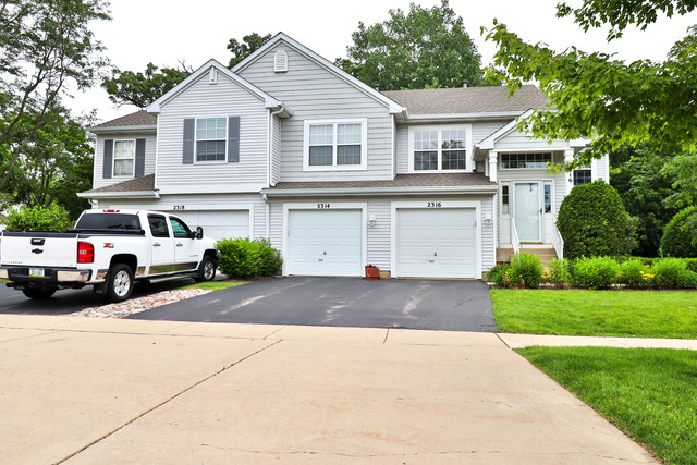 2314 Woodside Drive #34-C-2, Carpentersville, IL 60110