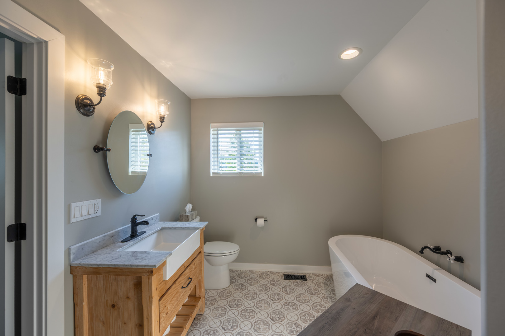 1721 State Route 31, Oswego, IL 60543