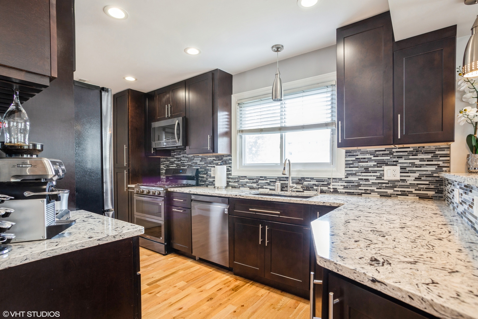 4001 N Denley Avenue, Schiller Park, IL 60176