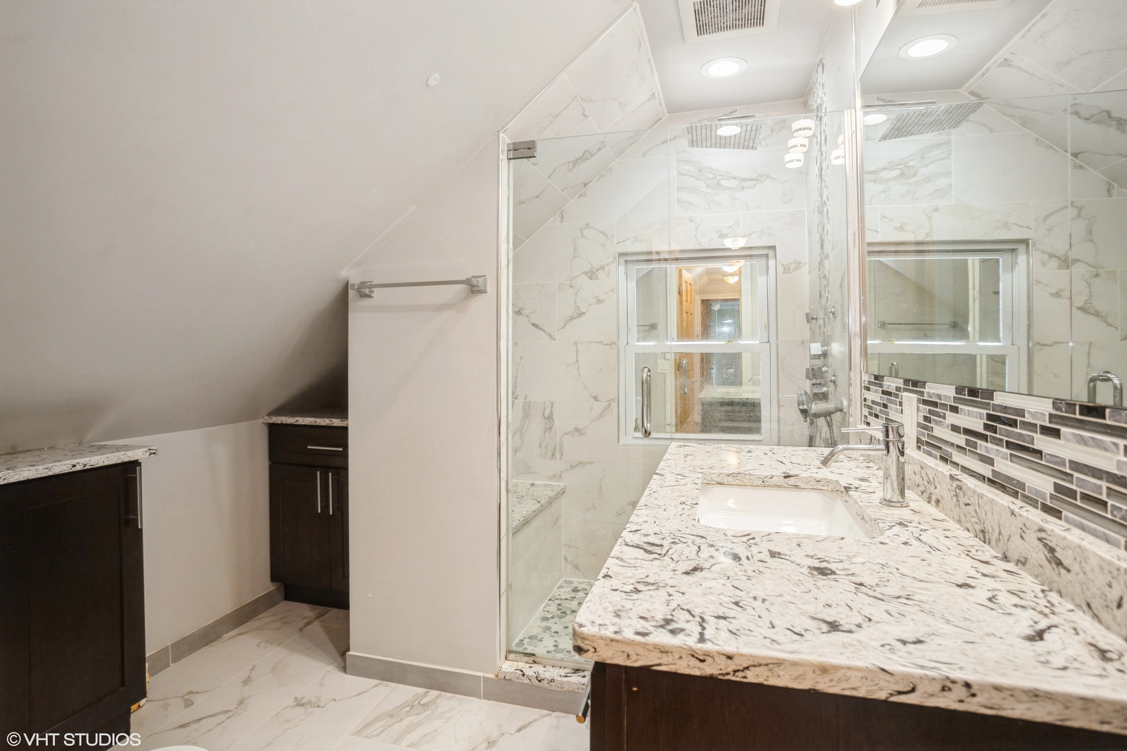 4001 N Denley Avenue, Schiller Park, IL 60176