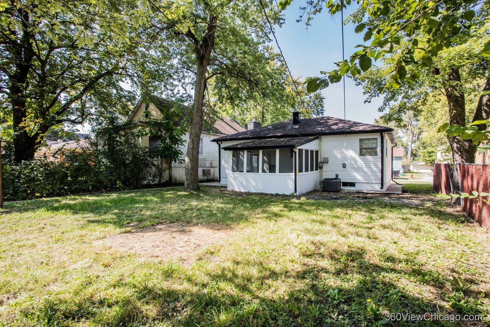 14523 Lexington Avenue, Harvey, IL 60426
