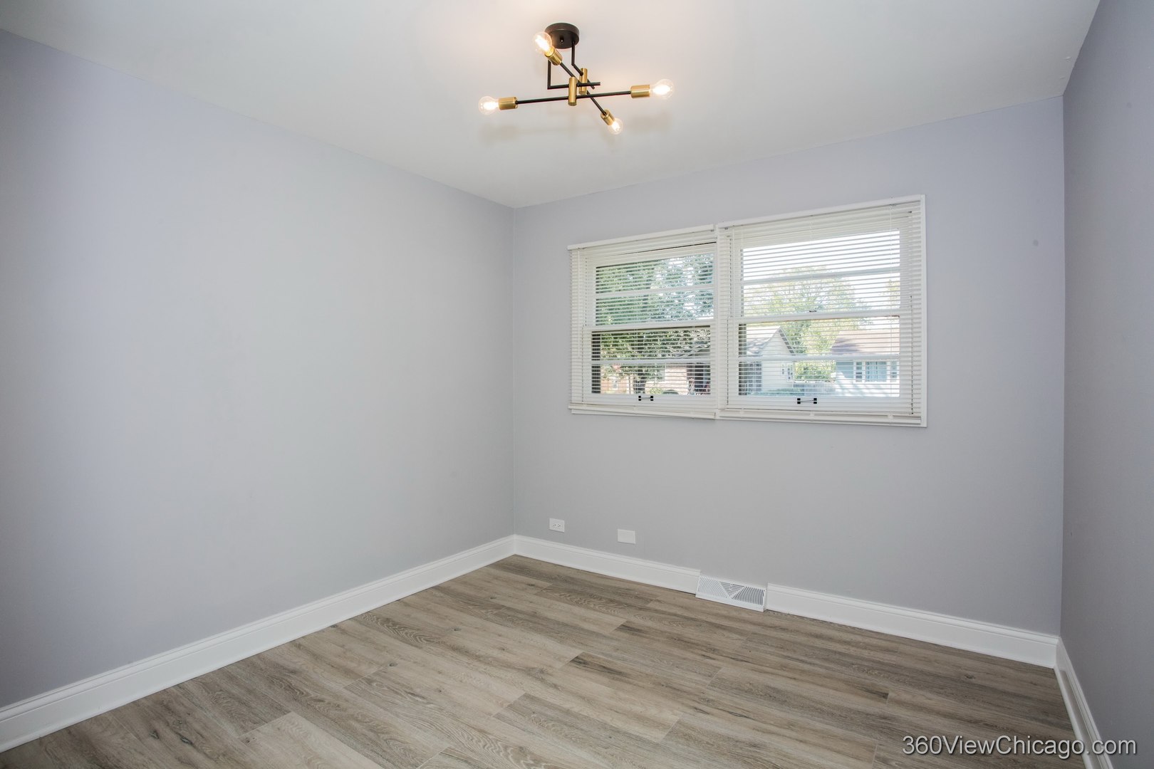 14523 Lexington Avenue, Harvey, IL 60426