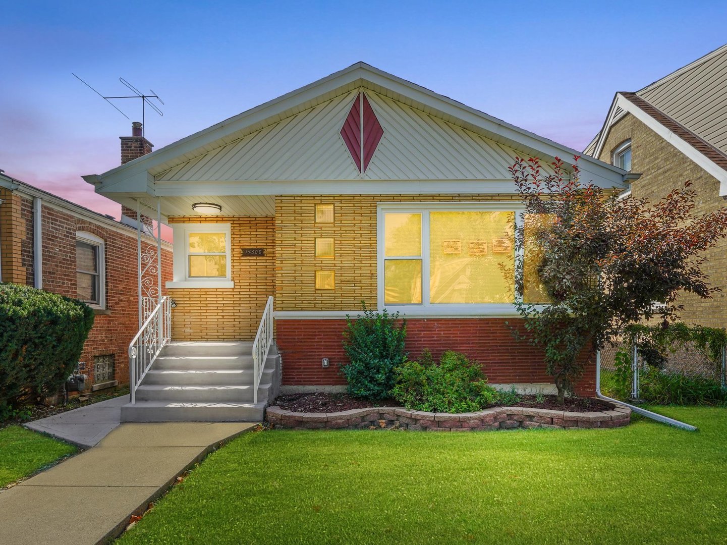 14508 S Lowe Avenue, Riverdale, IL 60827