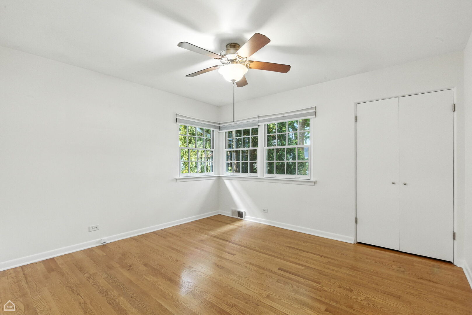 135 N Myrtle Avenue, Elmhurst, IL 60126