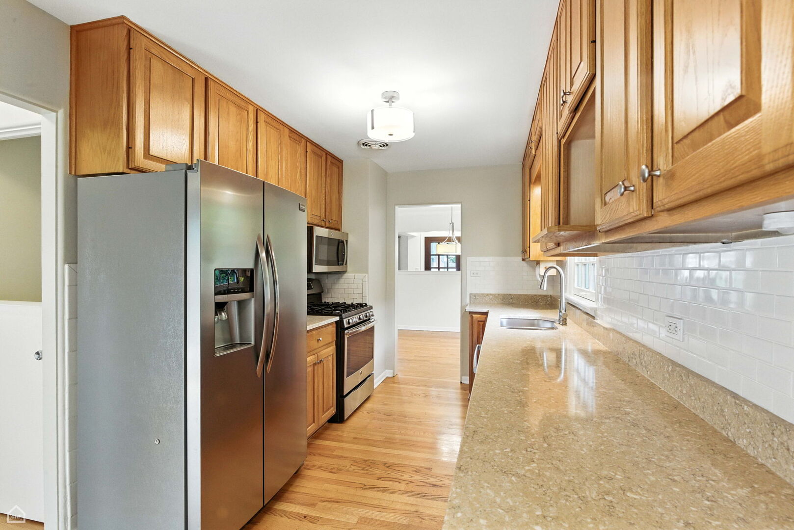 135 N Myrtle Avenue, Elmhurst, IL 60126