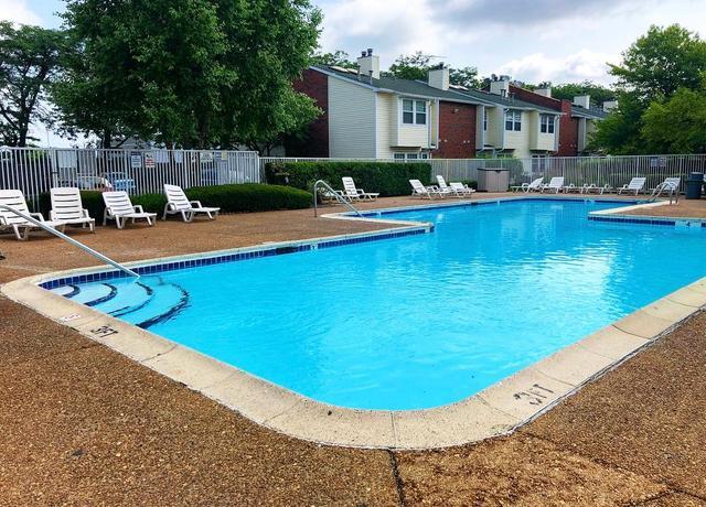 1277 WYNDHAM Lane #107, Palatine, IL 60074