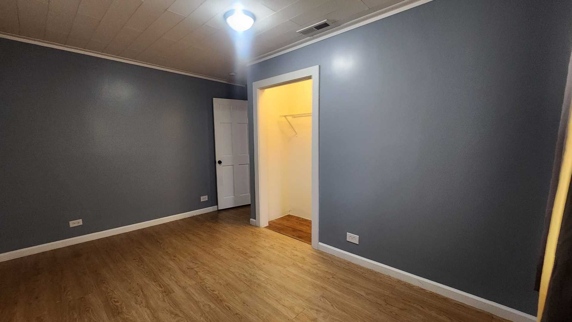 7530 S Oconto Avenue, Bridgeview, IL 60455