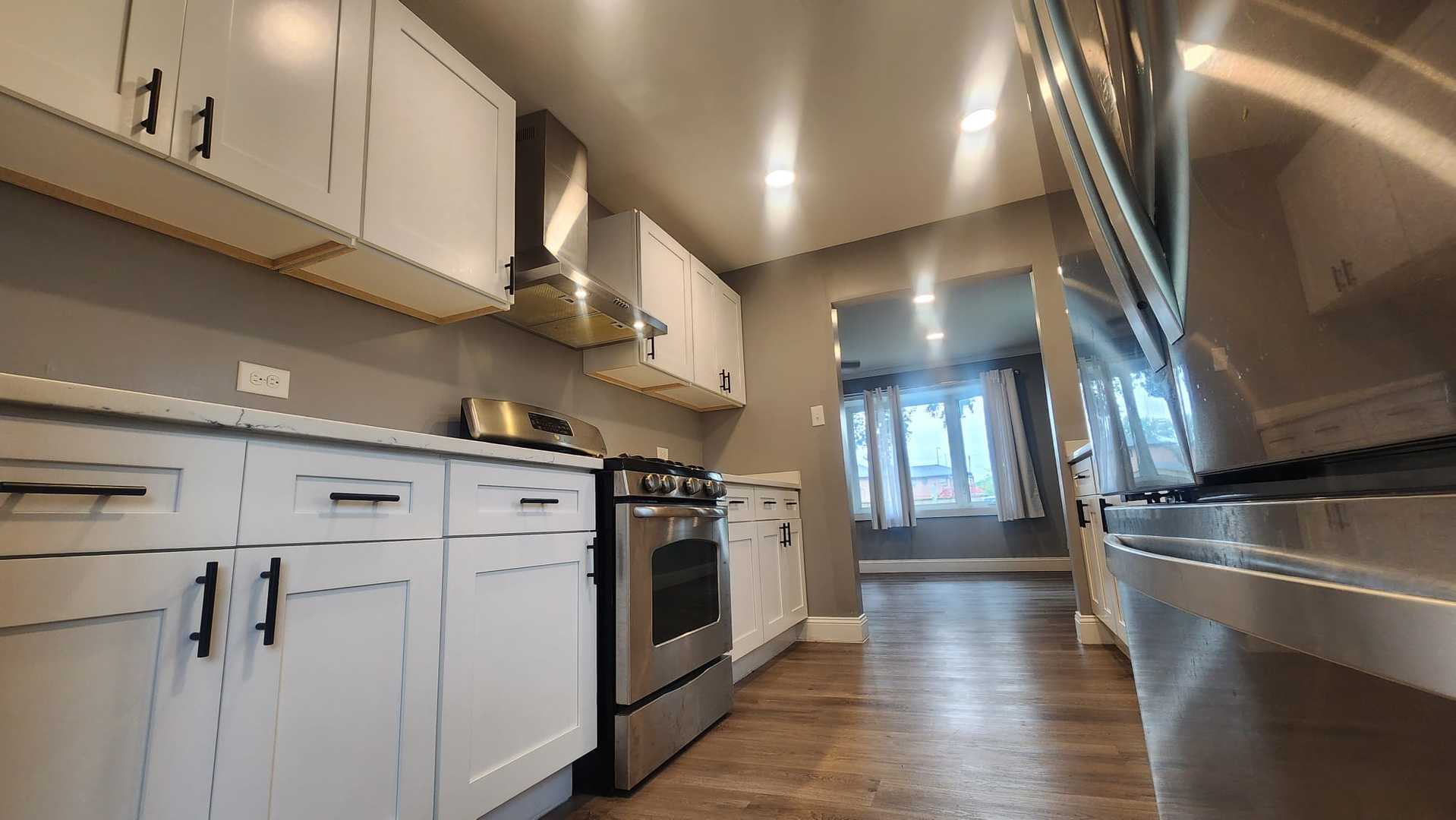 7530 S Oconto Avenue, Bridgeview, IL 60455