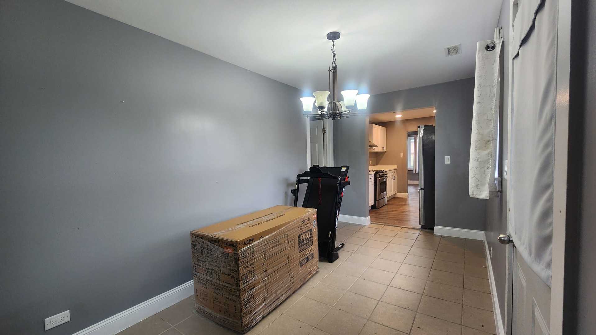 7530 S Oconto Avenue, Bridgeview, IL 60455