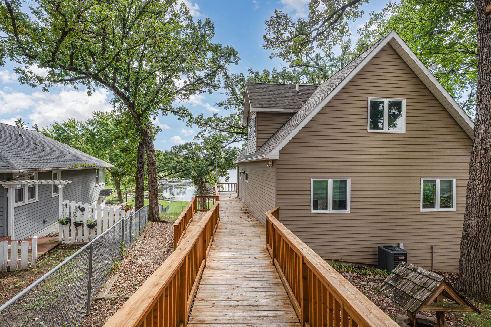 24937 W Forest Drive, Lake Villa, IL 60046