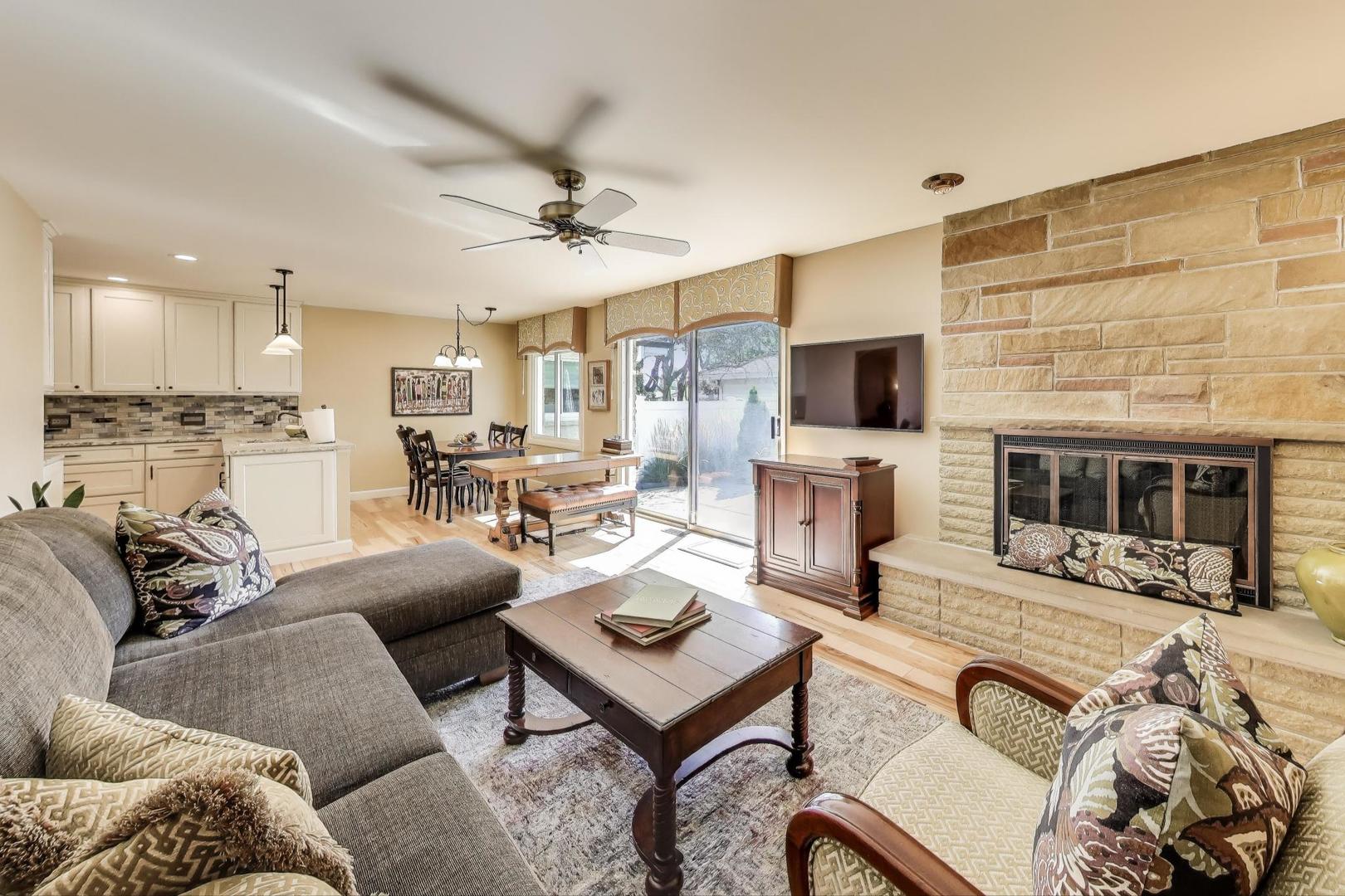 535 King Lane, Des Plaines, IL 60016