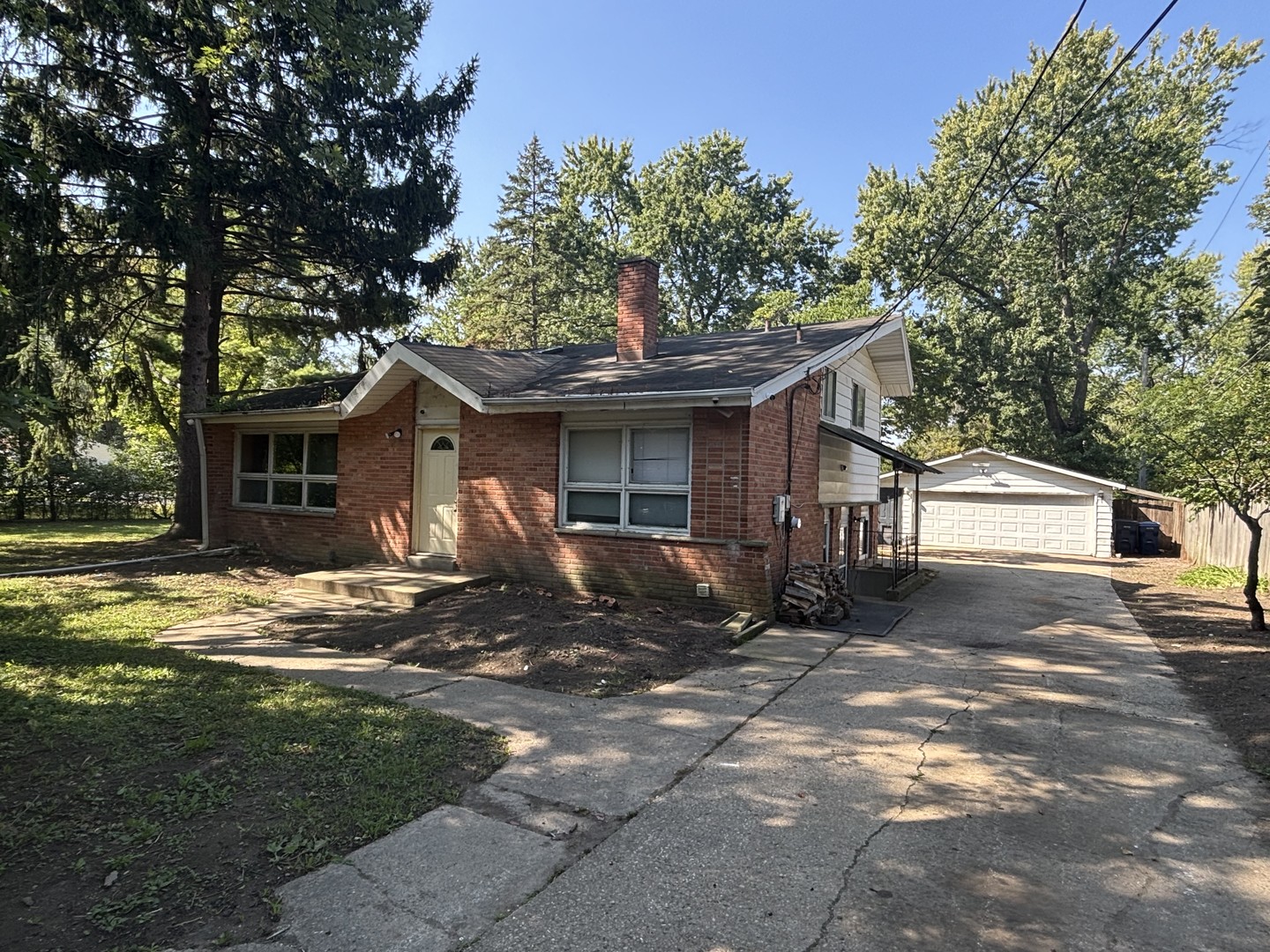 3406 Lee Avenue, Gurnee, IL 60031
