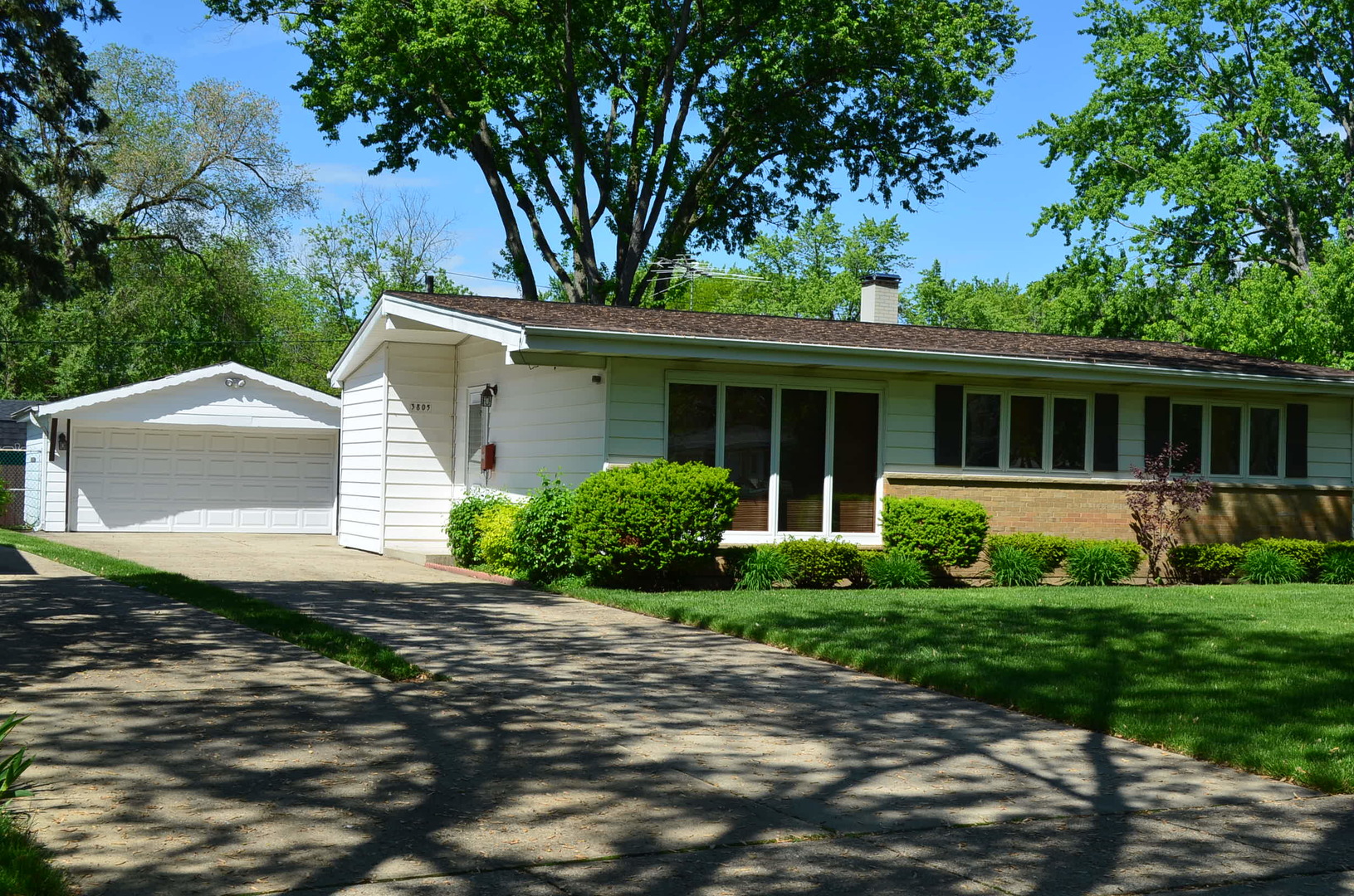 3805 Wren Lane, Rolling Meadows, IL 60008