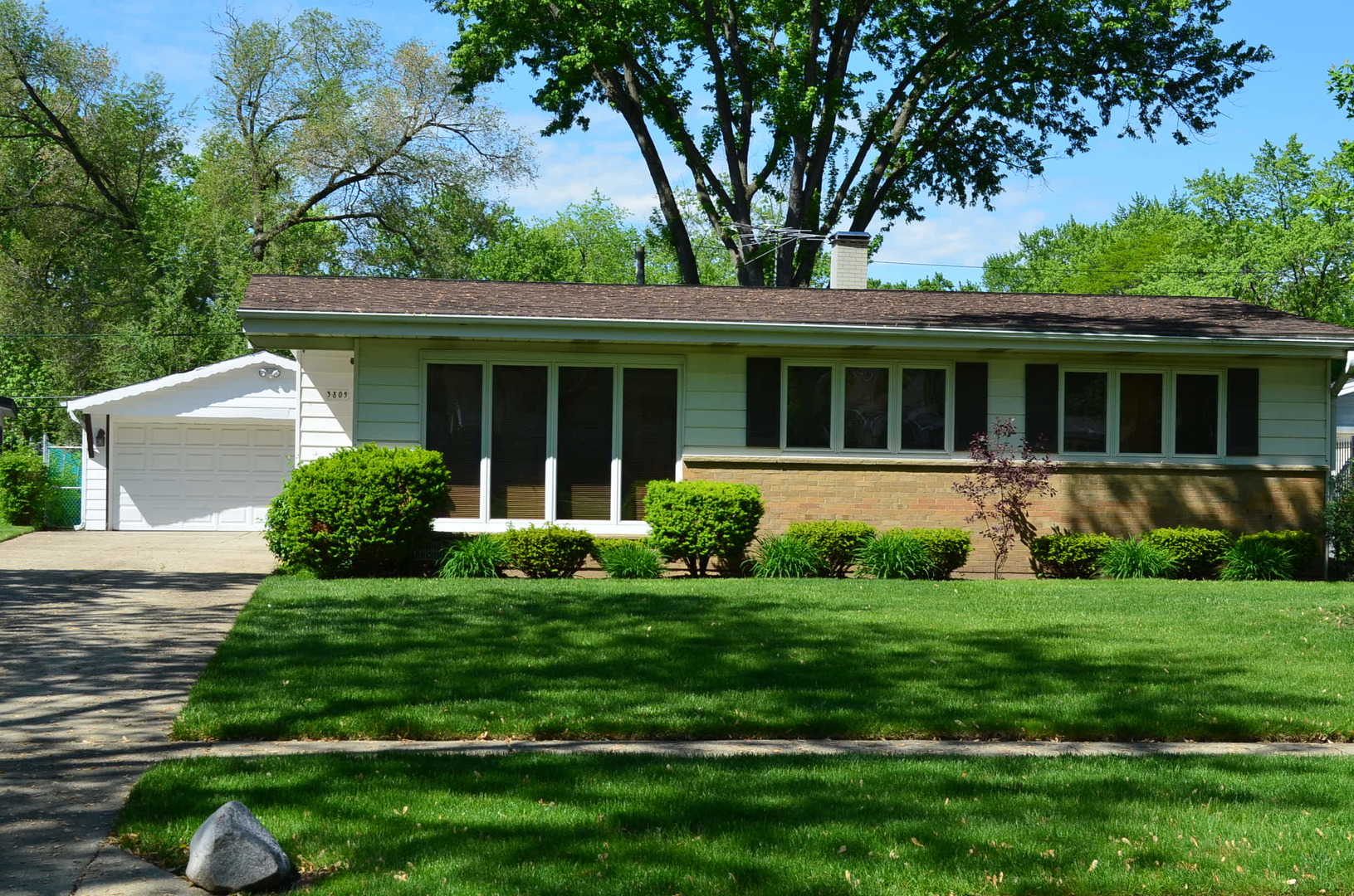 3805 Wren Lane, Rolling Meadows, IL 60008