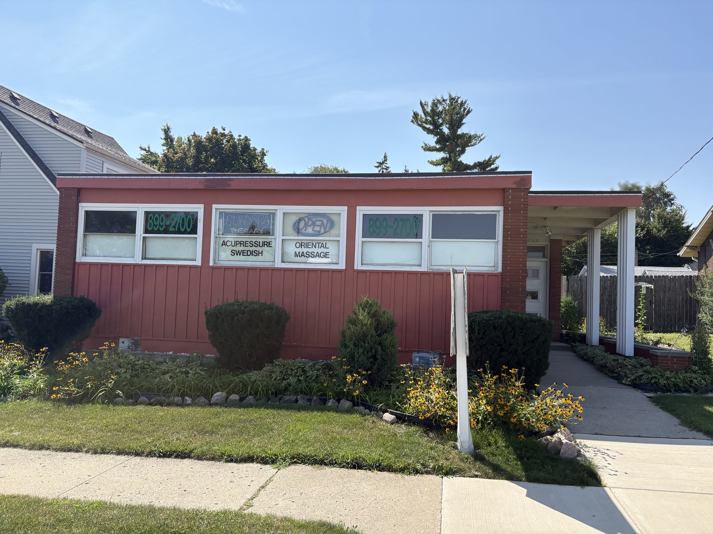 220 E State Street, Sycamore, IL 60178