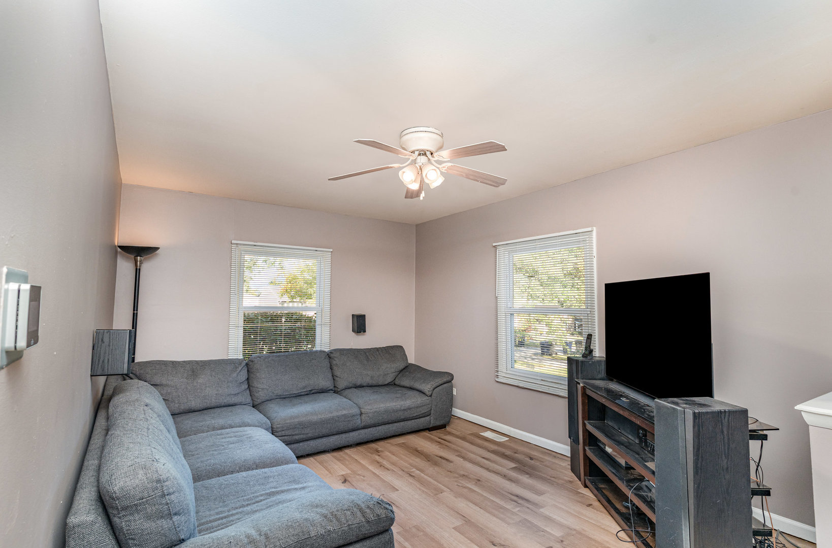 16753 91st Avenue, Orland Hills, IL 60487