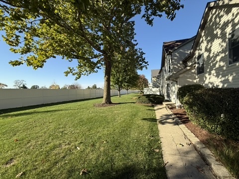 65 Spuhler Street #65, Batavia, IL 60510