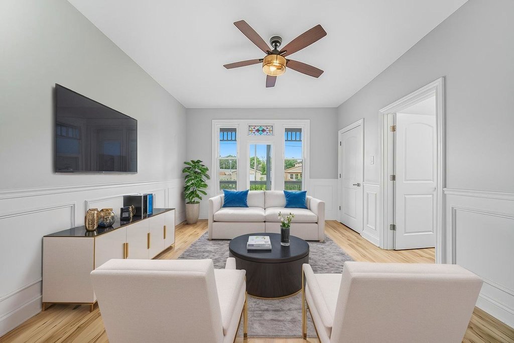 2823 Broadway Street, Blue Island, IL 60406