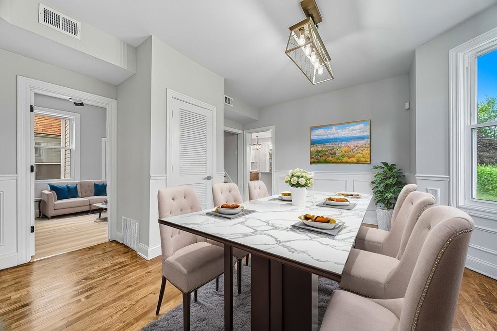 2823 Broadway Street, Blue Island, IL 60406