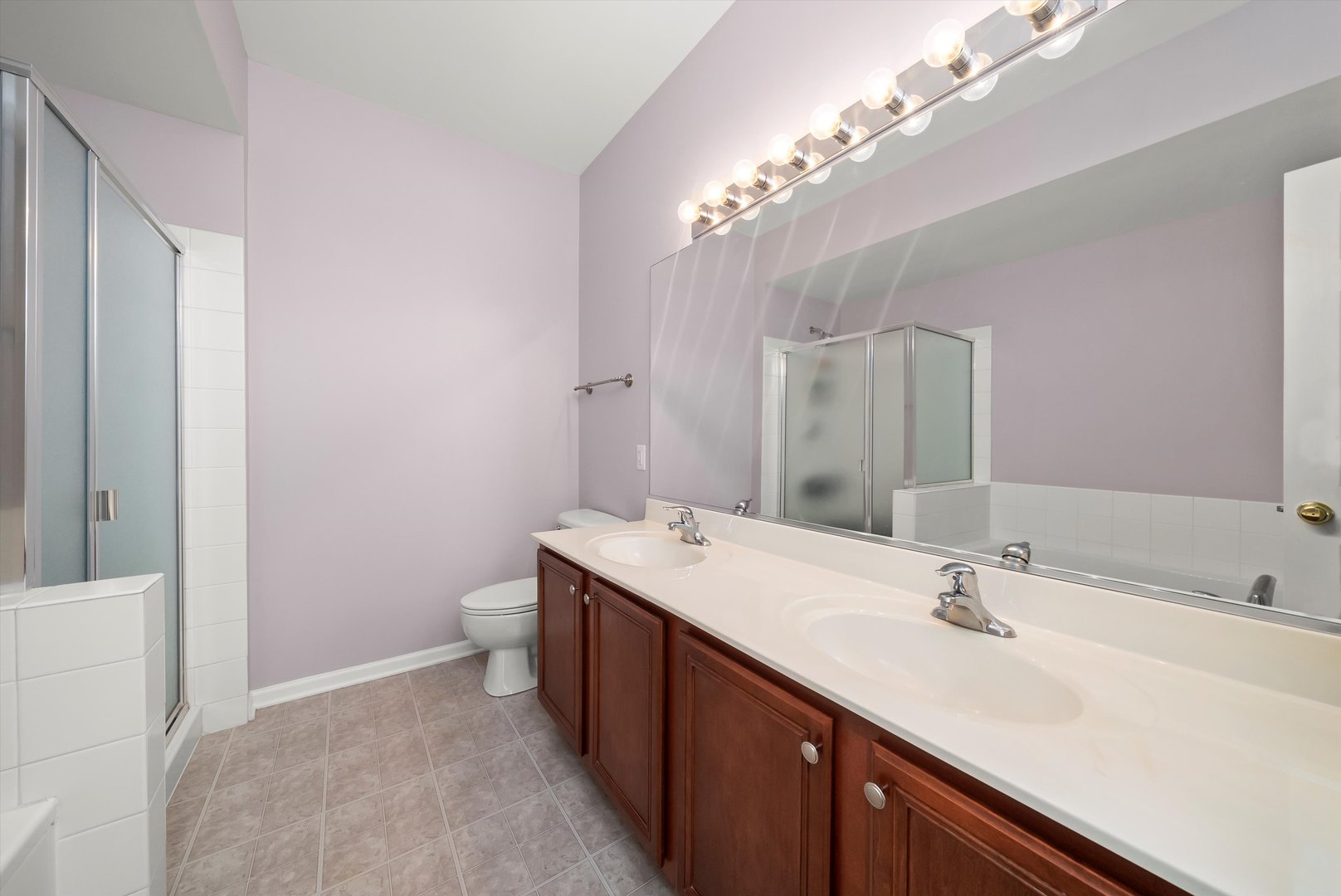8830 CONCORD Lane #J, Justice, IL 60458