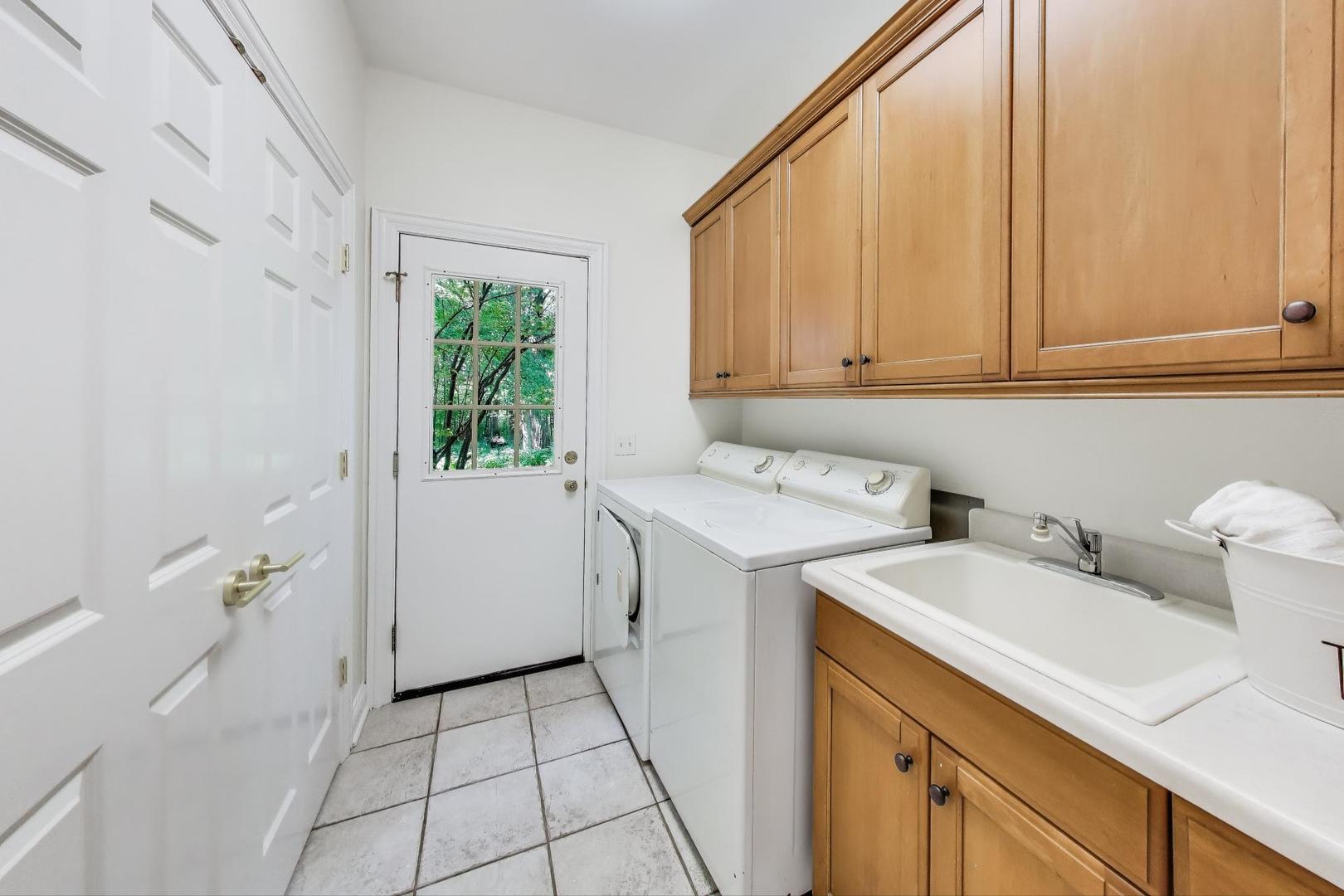 1620 TimberWoods Lane, Libertyville, IL 60048