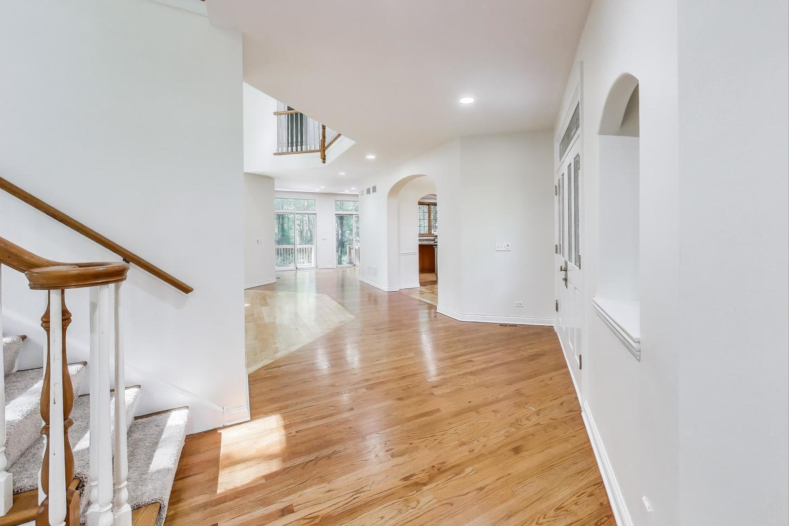 1620 TimberWoods Lane, Libertyville, IL 60048