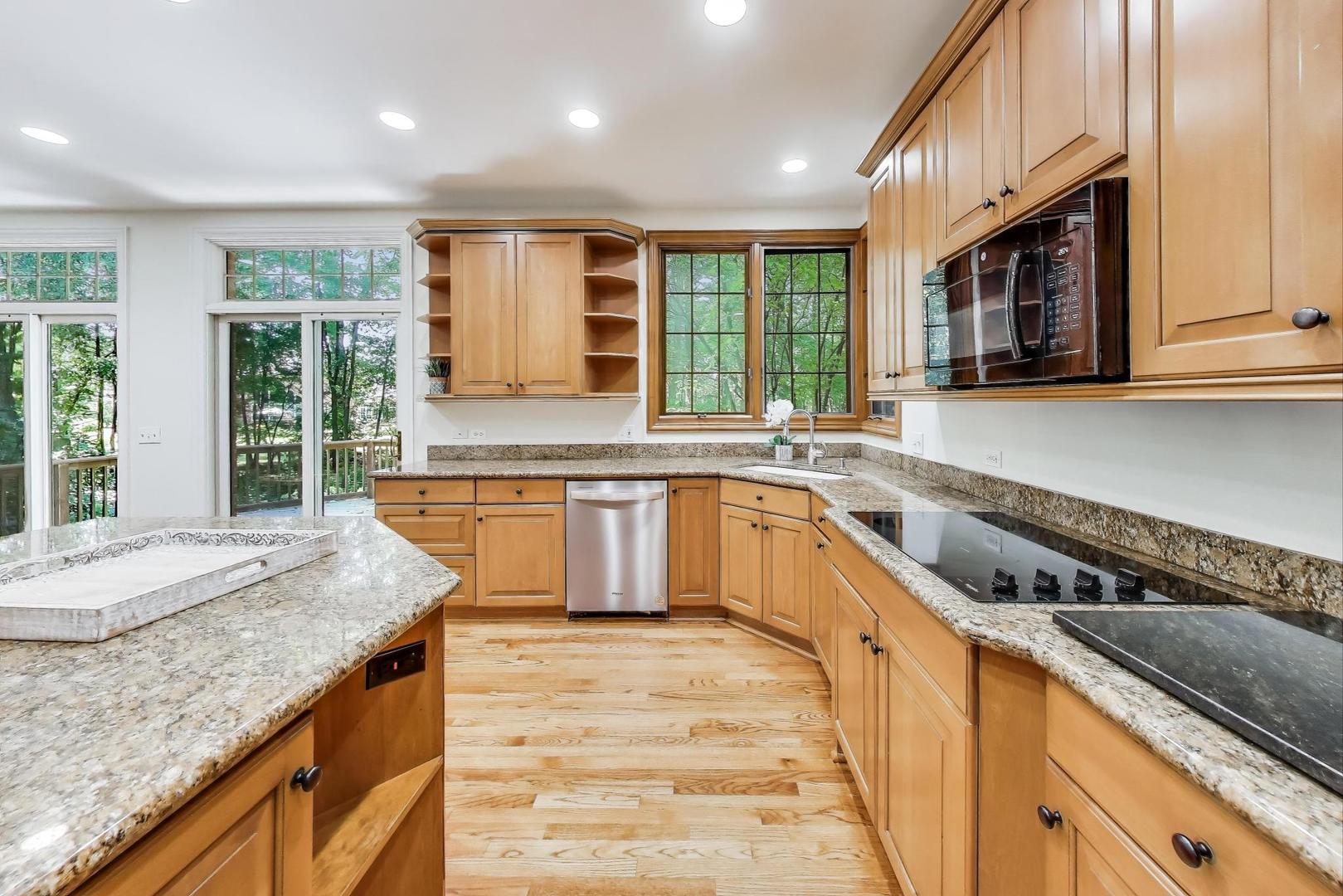 1620 TimberWoods Lane, Libertyville, IL 60048