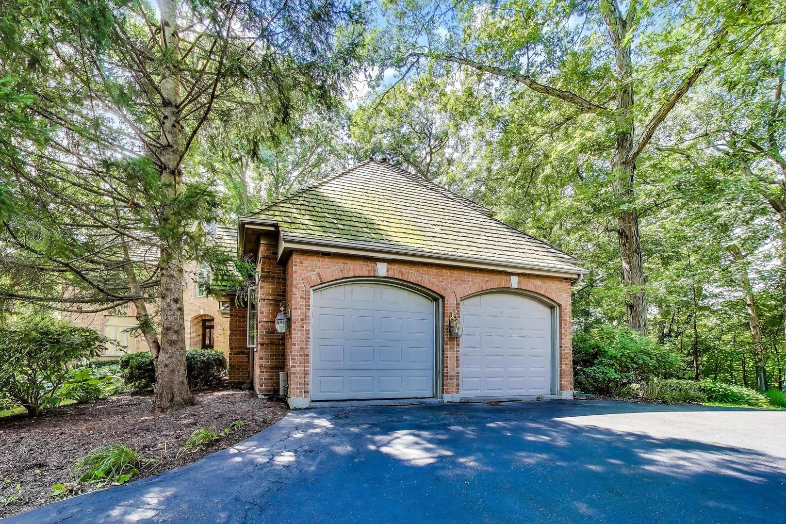 1620 TimberWoods Lane, Libertyville, IL 60048