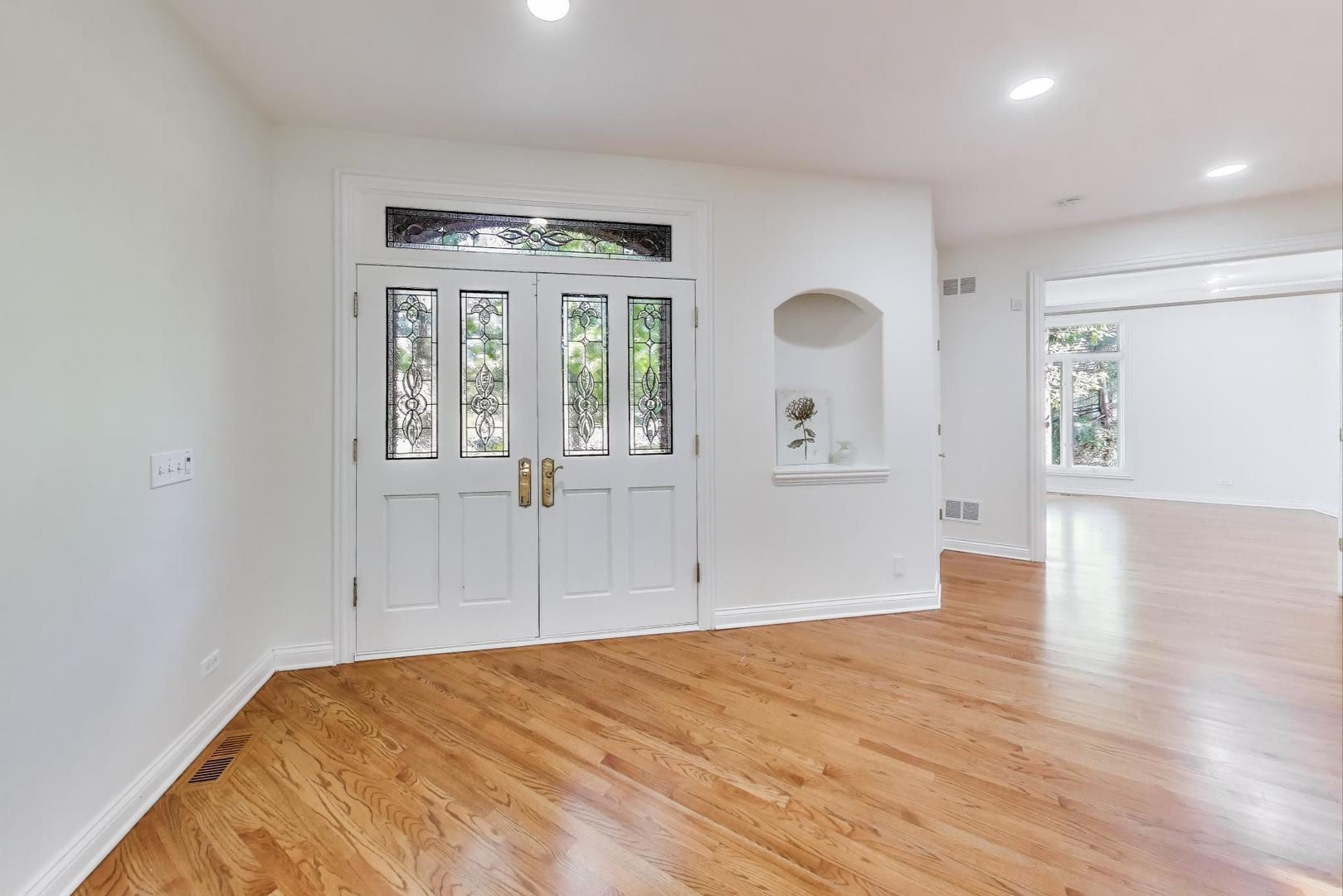 1620 TimberWoods Lane, Libertyville, IL 60048