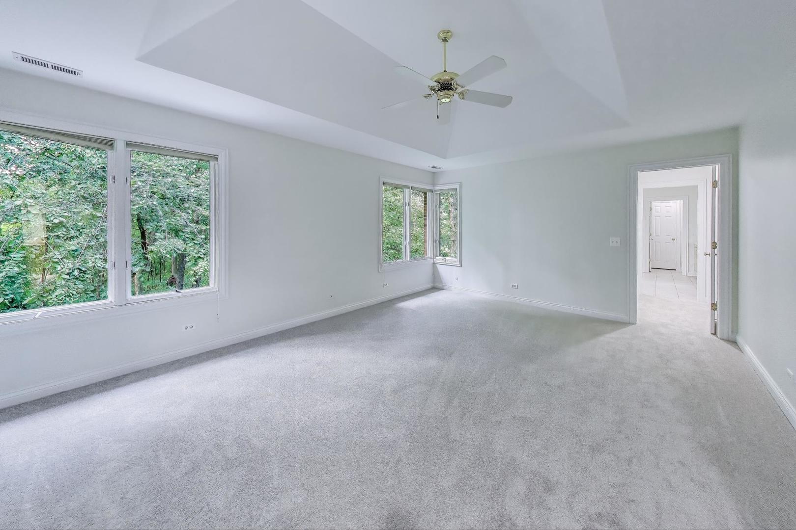 1620 TimberWoods Lane, Libertyville, IL 60048