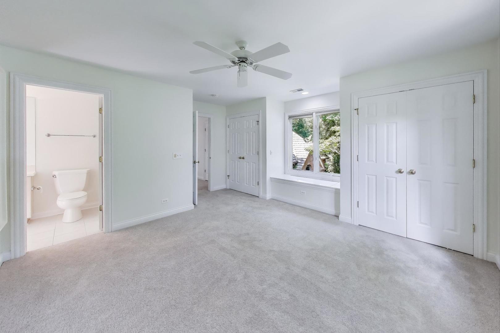 1620 TimberWoods Lane, Libertyville, IL 60048