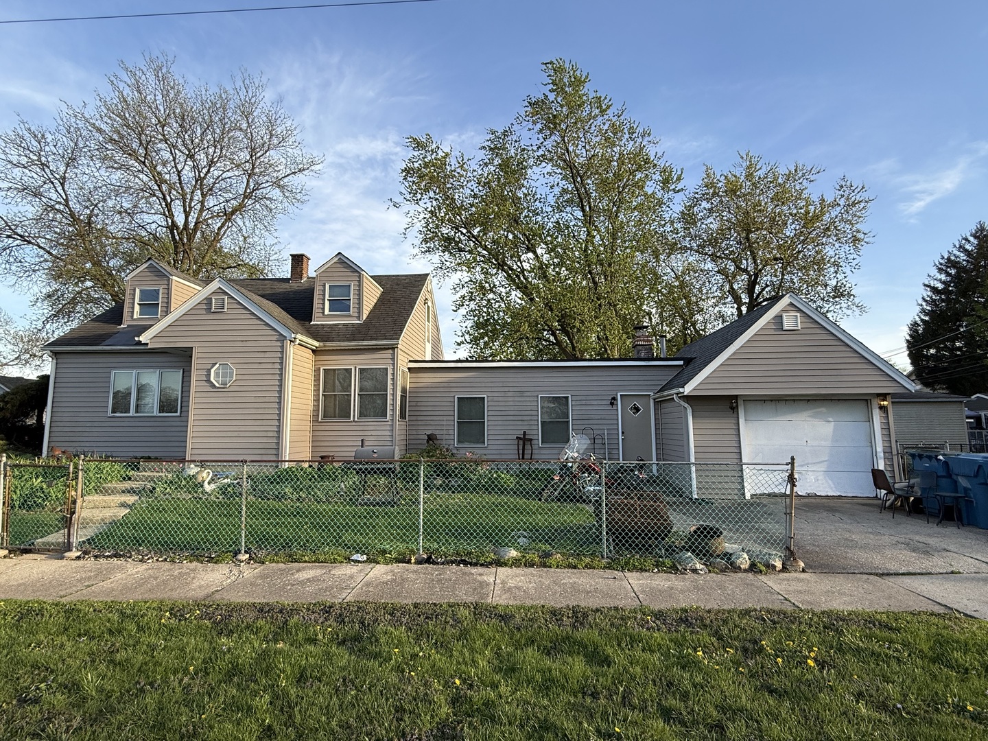 14500 Sawyer Avenue, Midlothian, IL 60445