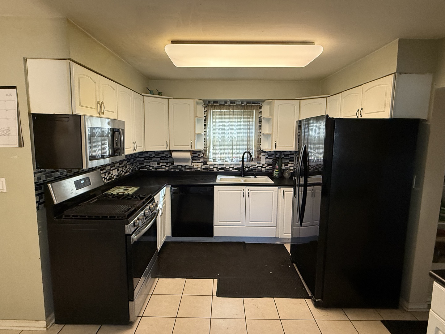 14500 Sawyer Avenue, Midlothian, IL 60445