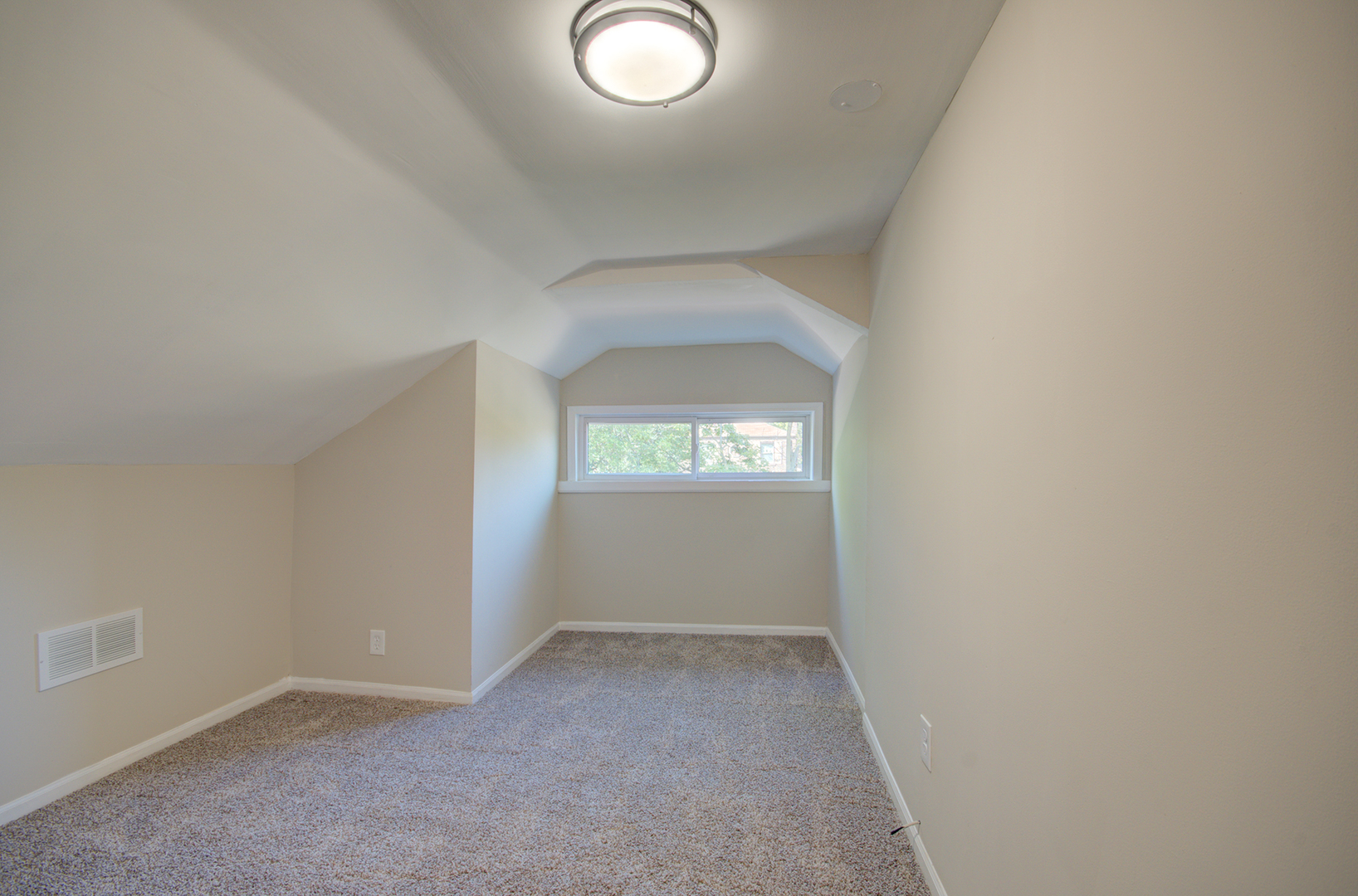10541 S Normal Avenue, Chicago, IL 60628