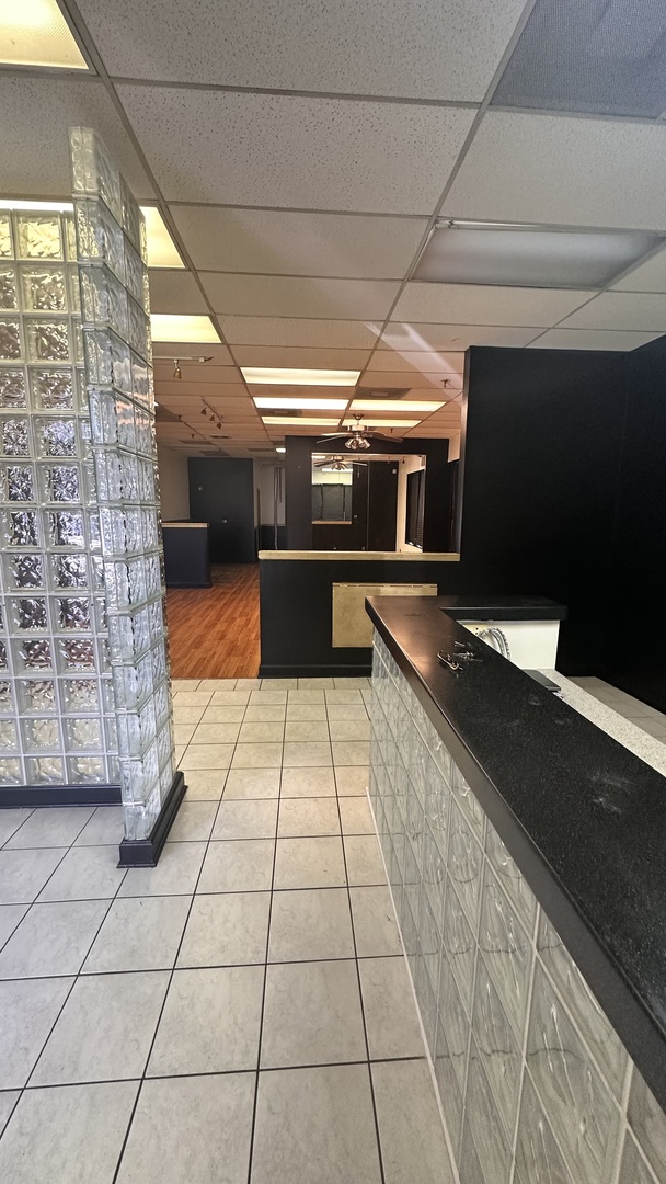 17722 Oak Park Avenue, Tinley Park, IL 60477