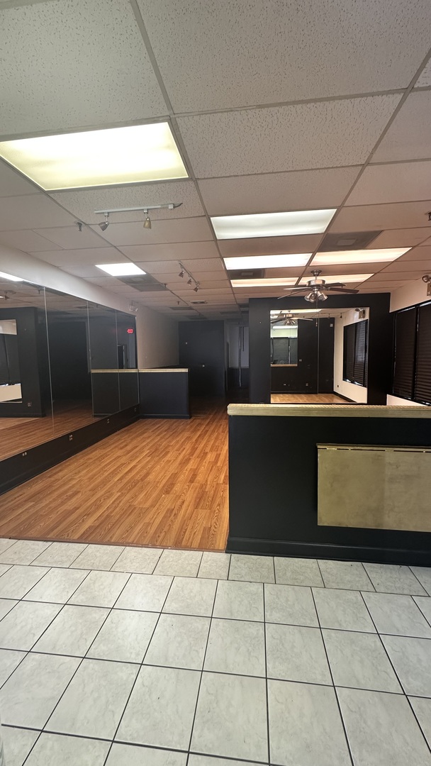 17722 Oak Park Avenue, Tinley Park, IL 60477