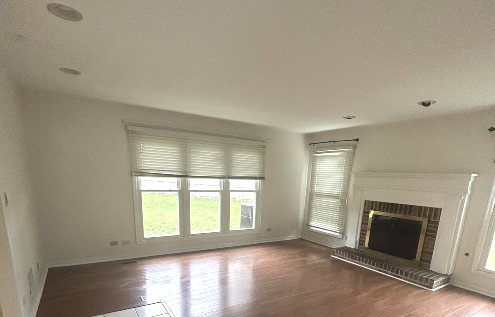 1120 Fieldstone Lane, Bartlett, IL 60103