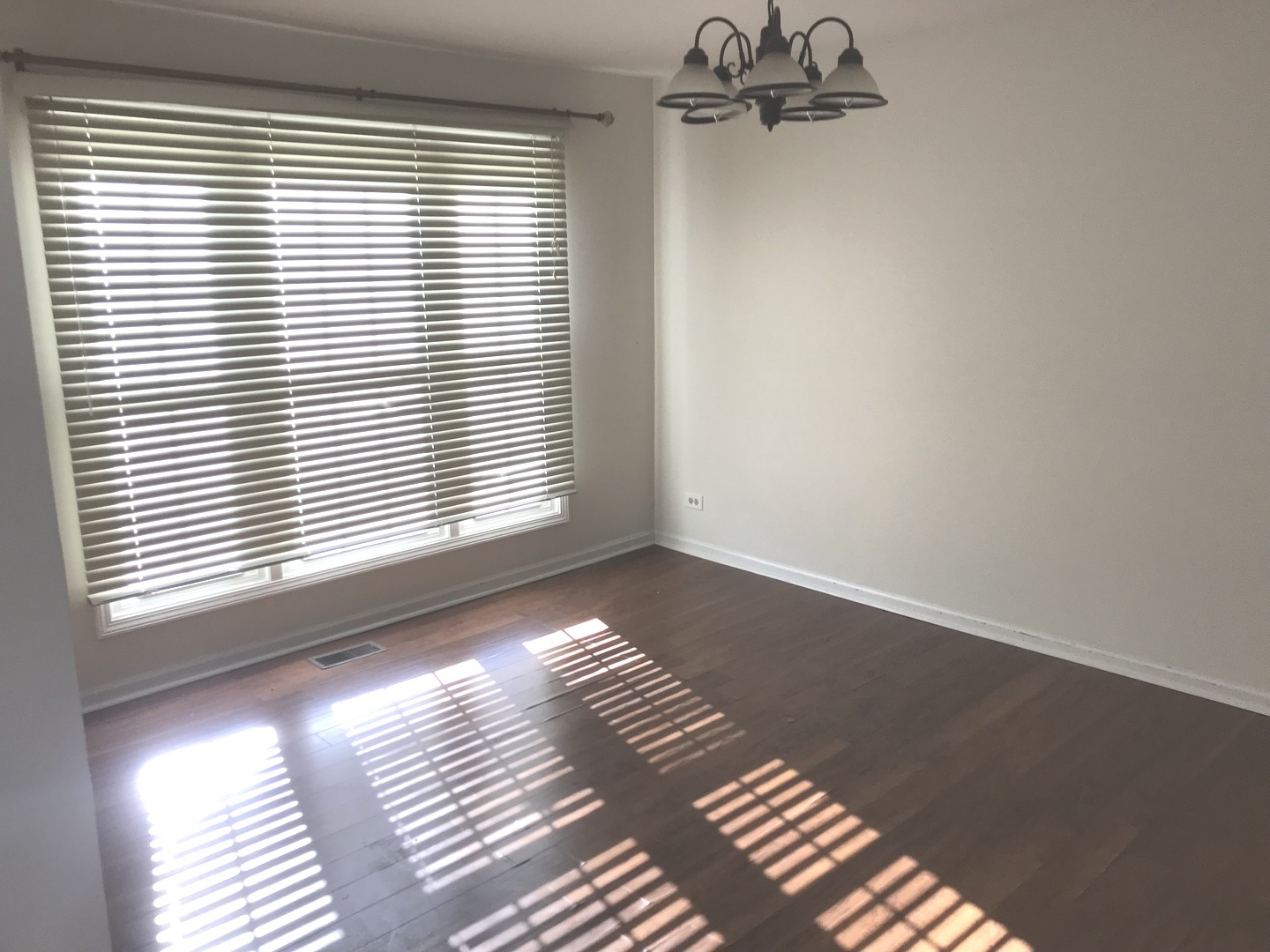 1120 Fieldstone Lane, Bartlett, IL 60103