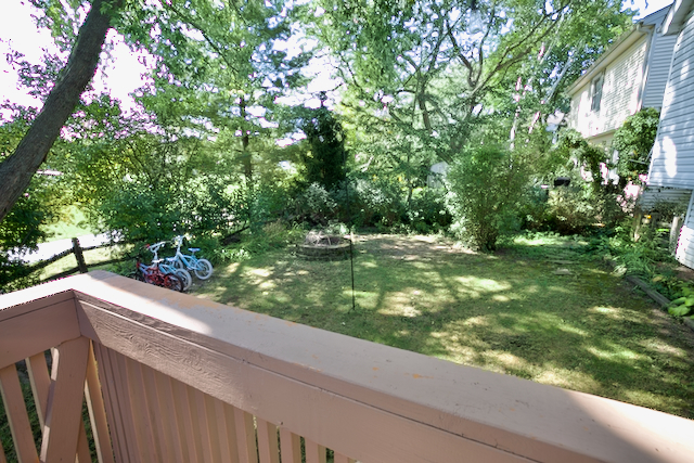 5 Castlegate Court, Vernon Hills, IL 60061