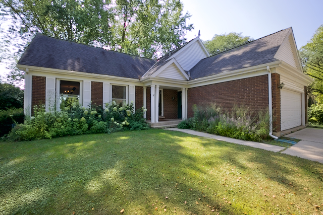 5 Castlegate Court, Vernon Hills, IL 60061