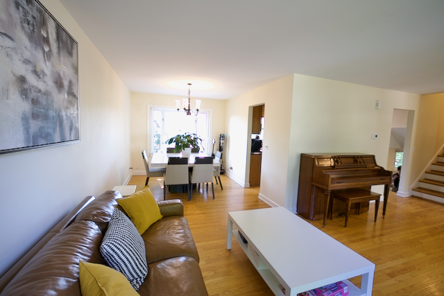 5 Castlegate Court, Vernon Hills, IL 60061