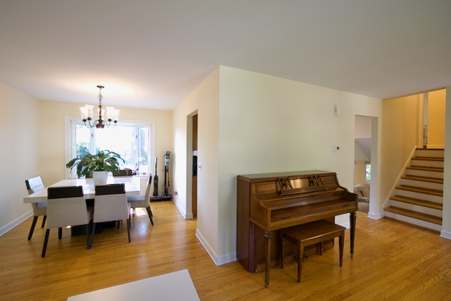 5 Castlegate Court, Vernon Hills, IL 60061