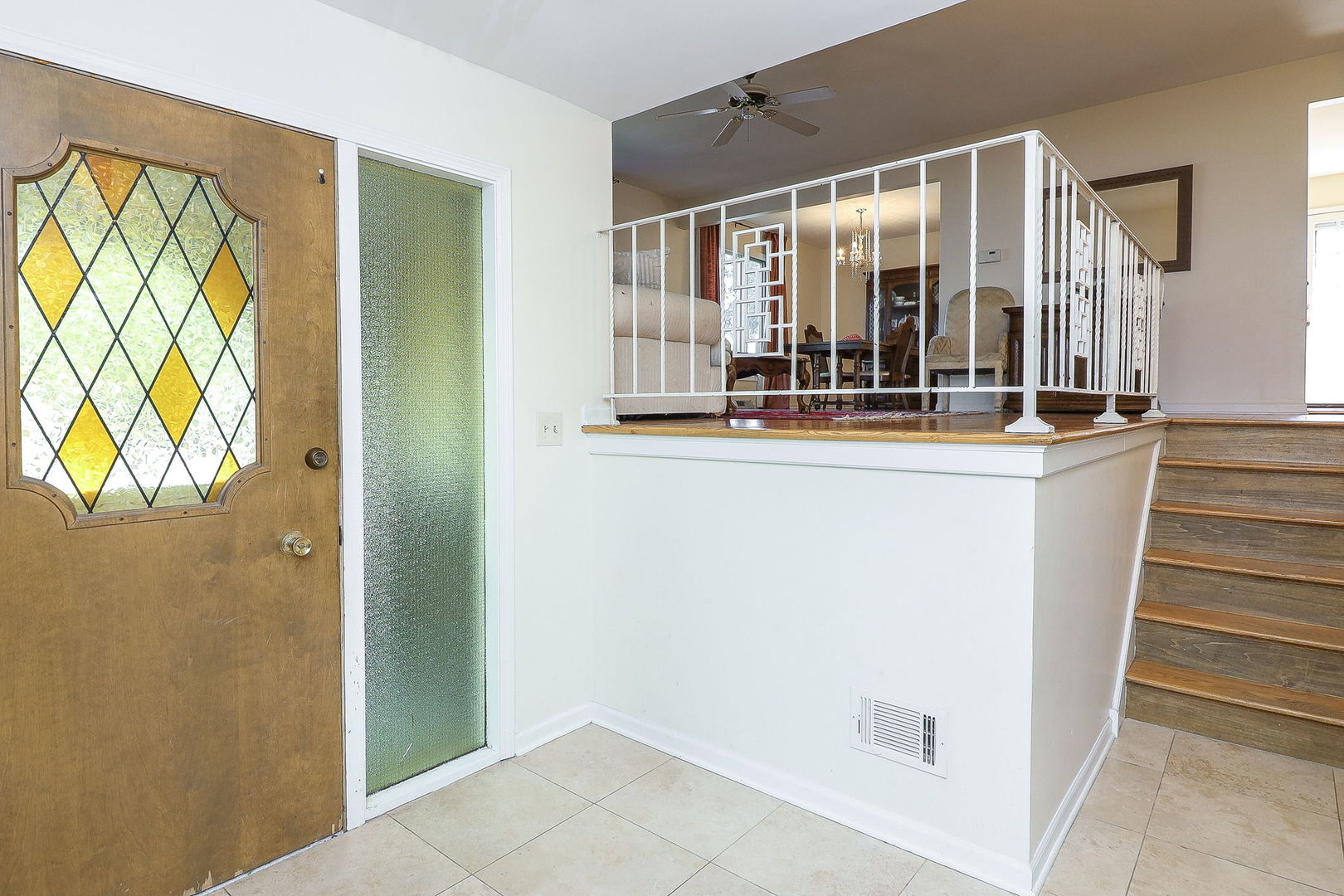 1526 Shelley Court, Darien, IL 60561