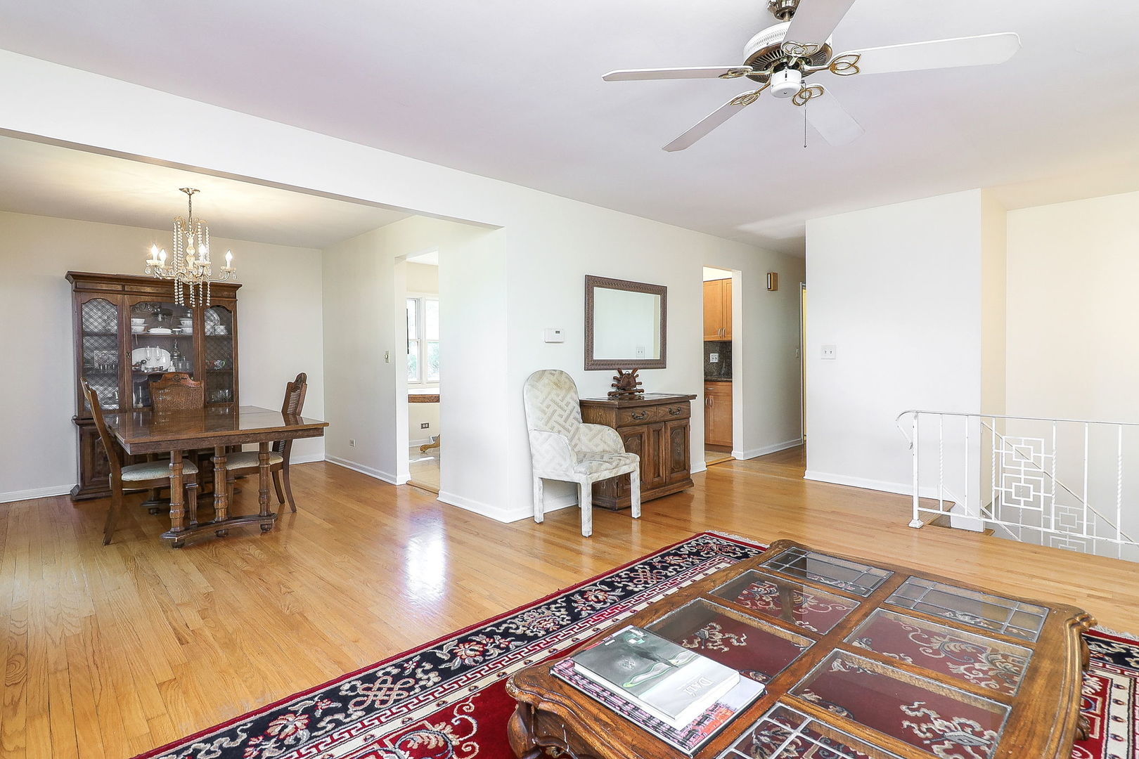 1526 Shelley Court, Darien, IL 60561